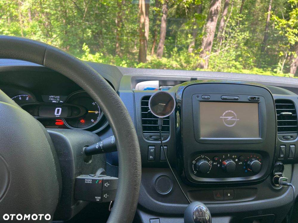 Opel Vivaro - 6