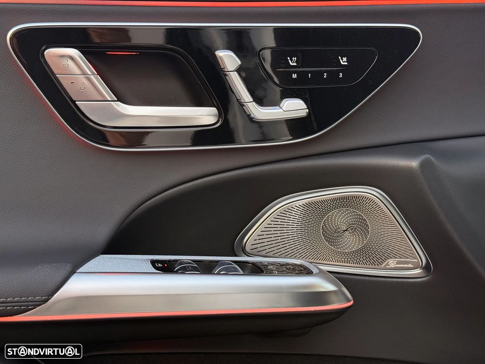 Mercedes-Benz E 300 de - 25