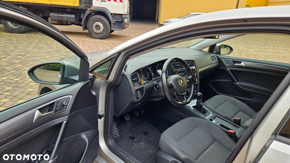 Volkswagen Golf 1.5 TSI BMT Comfortline - 11
