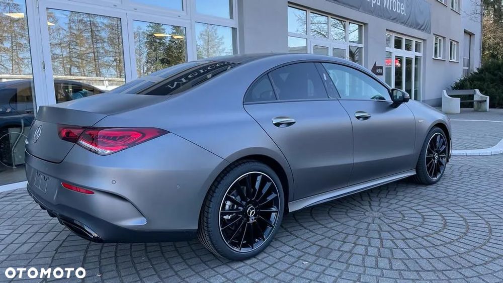 Mercedes-Benz CLA 250 AMG Line 7G-DCT - 2