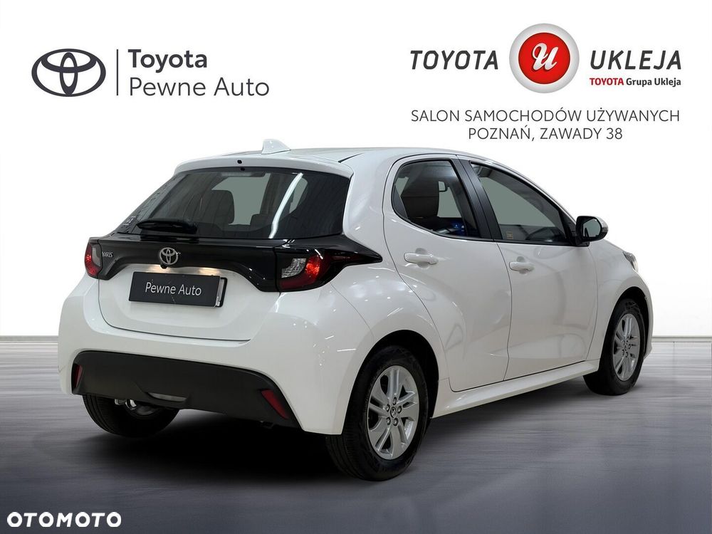 Toyota Yaris 2024 photo 2