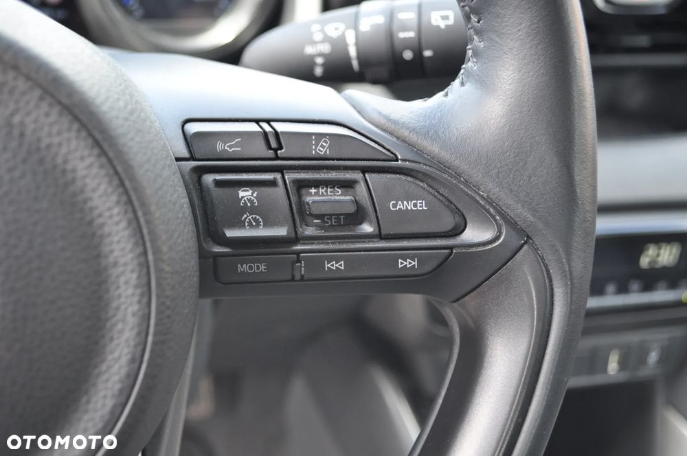 Mazda 2 Hybrid 1.5 VVT-i 116 CVT CENTRE-LINE - 26