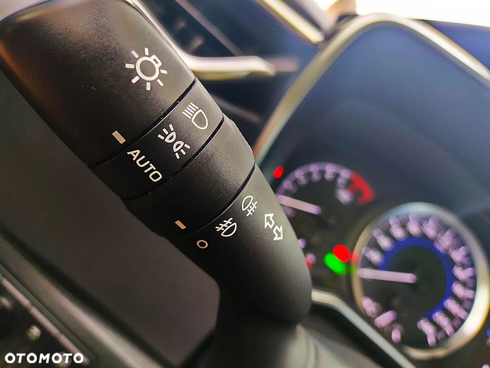 Toyota Corolla 1.8 Hybrid Comfort - 12