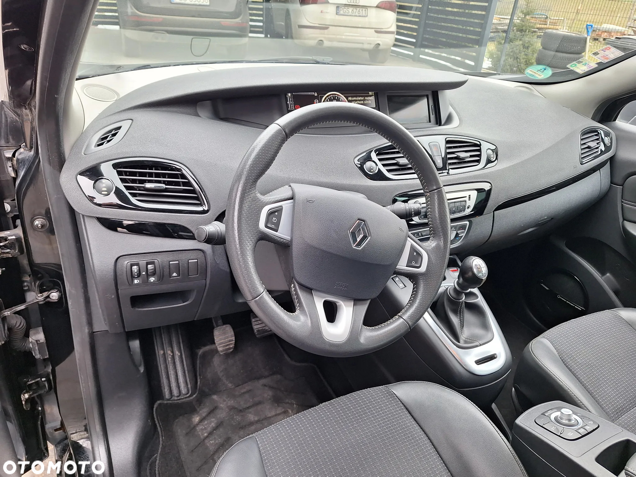Renault Grand Scenic Gr 1.4 16V TCE Bose Edition - 14