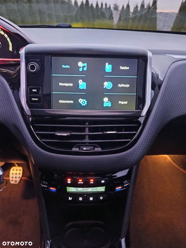 Peugeot 2008 PureTech 110 Stop&Start GT-Line Edition - 26