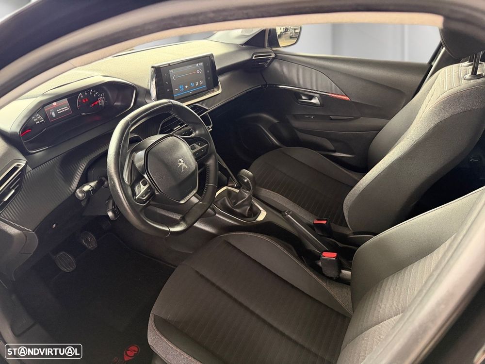 Peugeot 208 1.2 PureTech Active - 5