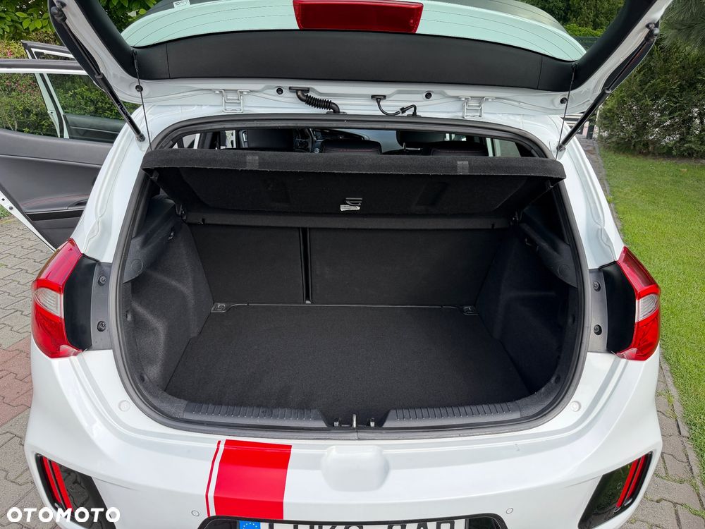 Kia Ceed 1.6 T-GDI GT XL - 24