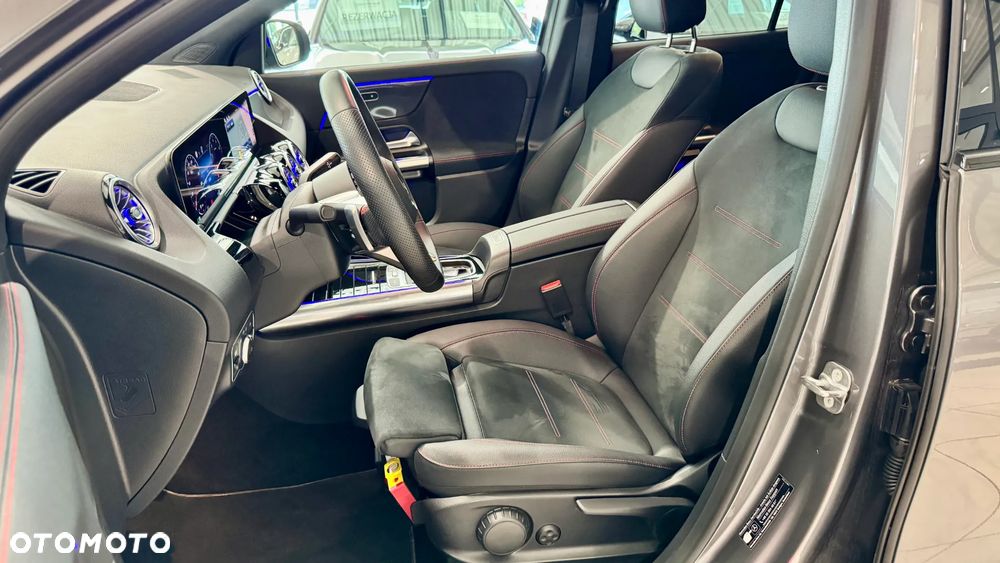 Mercedes-Benz GLA 200 AMG Line - 11