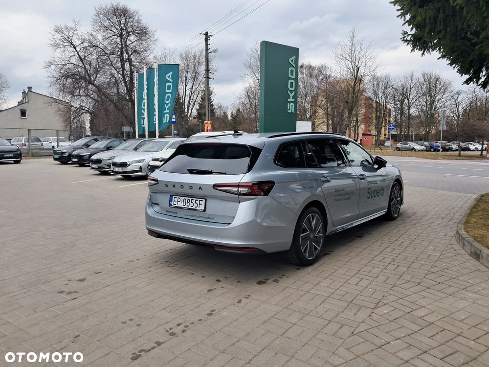 Skoda Superb 2.0 TSI Sportline DSG - 4