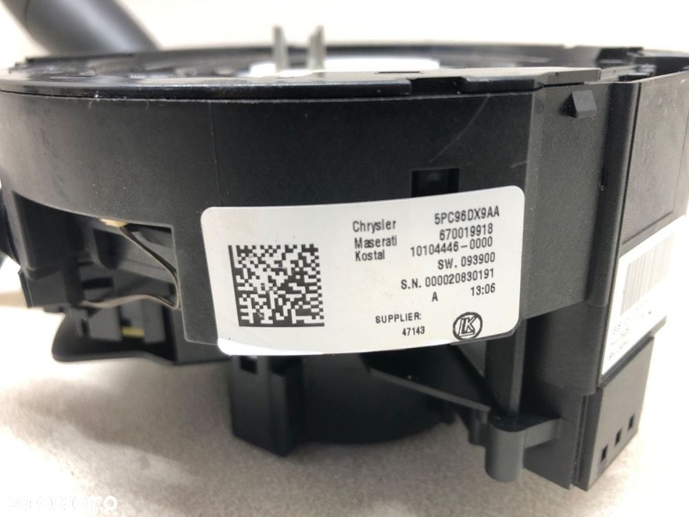 PRZEŁĄCZNIK KIERUNKOWSKAZÓW  MASERATI QUATTROPORTE VI 2012 - 2022 3.0 S Q4 302 kW [411 KM] - 4