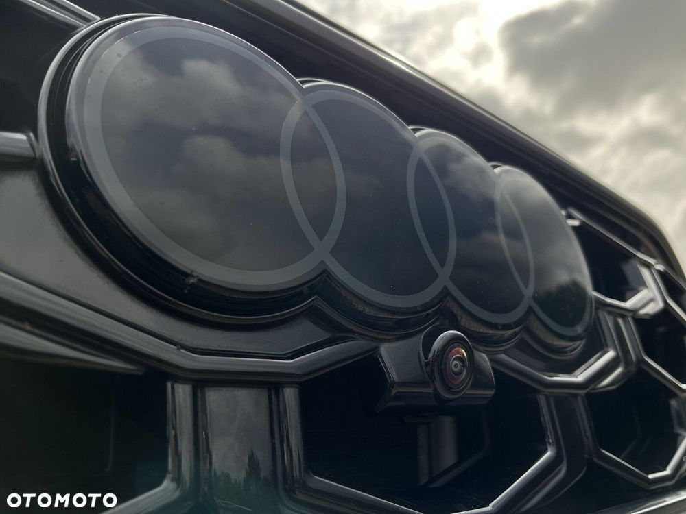Audi Q3 Sportback - 11