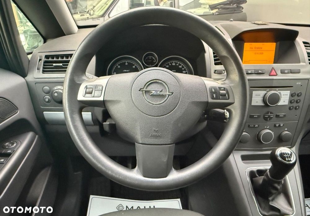 Opel Zafira - 23