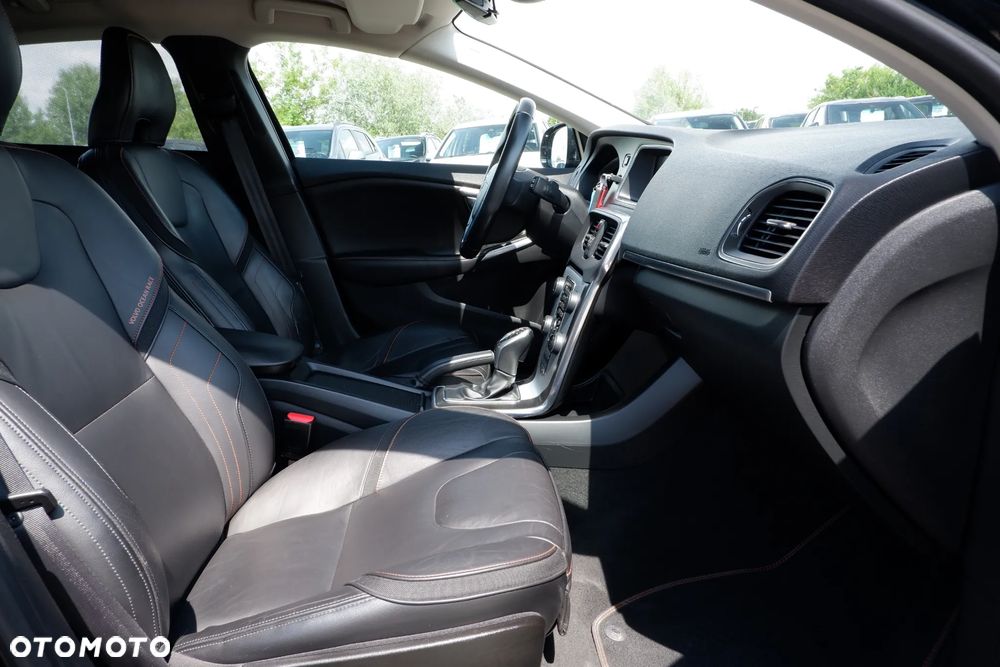 Volvo V40 D2 Powershift Ocean Race - 9