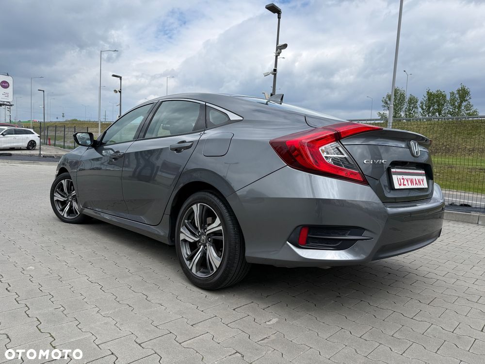 Honda Civic 1.5 T Executive CVT - 16
