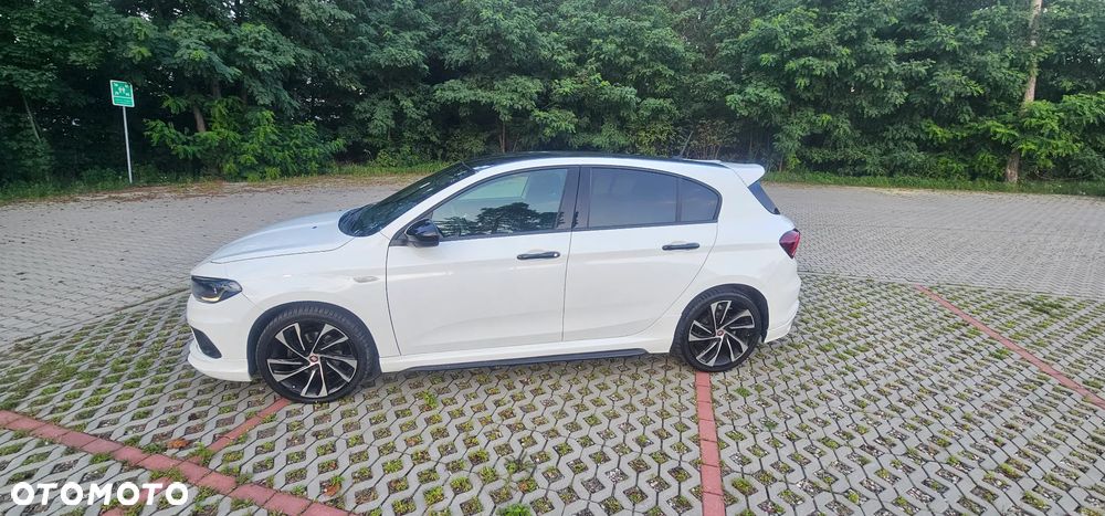 Fiat Tipo 1.3 MultiJet 16v Sport - 1