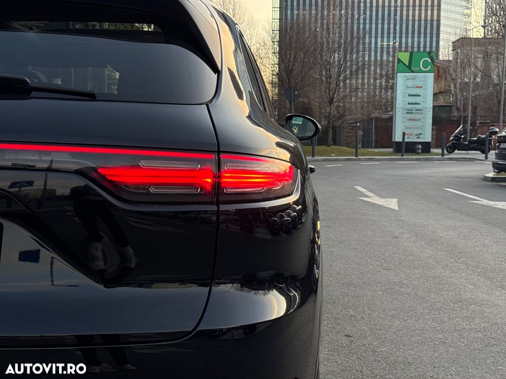 Porsche Cayenne Standard - 27