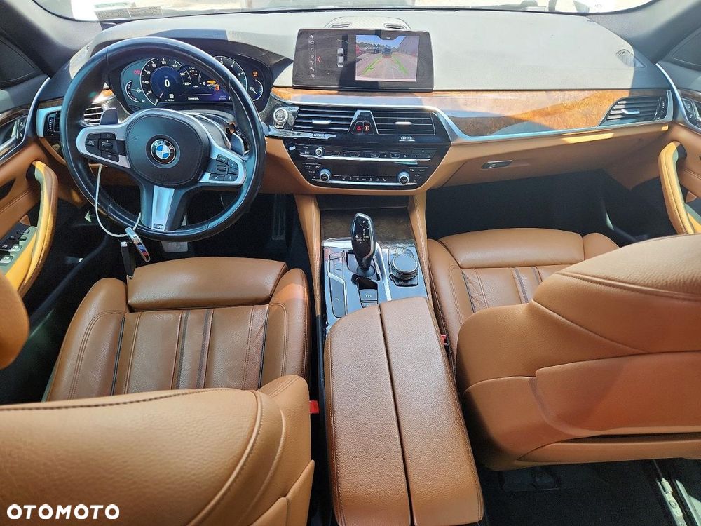 BMW Seria 5 530i M Sport sport - 8
