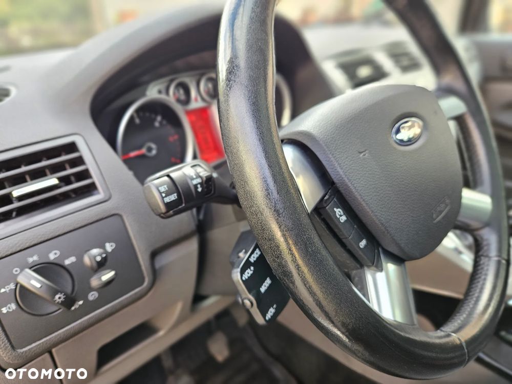 Ford Kuga 2.0 TDCi 4WD Titanium - 30
