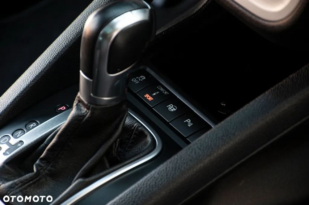 Volkswagen Scirocco 2.0 TSI (BlueMotion Technology) DSG - 22