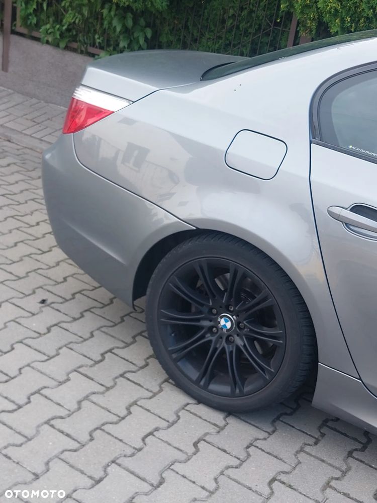 BMW Seria 5 - 25