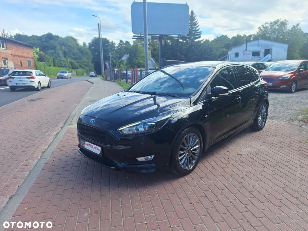 Ford Focus 1.5 EcoBoost ST-Line Black ASS