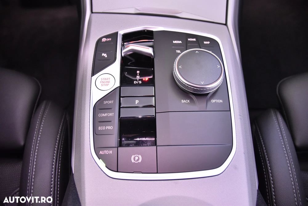 BMW Seria 3 318d Touring Aut. - 17