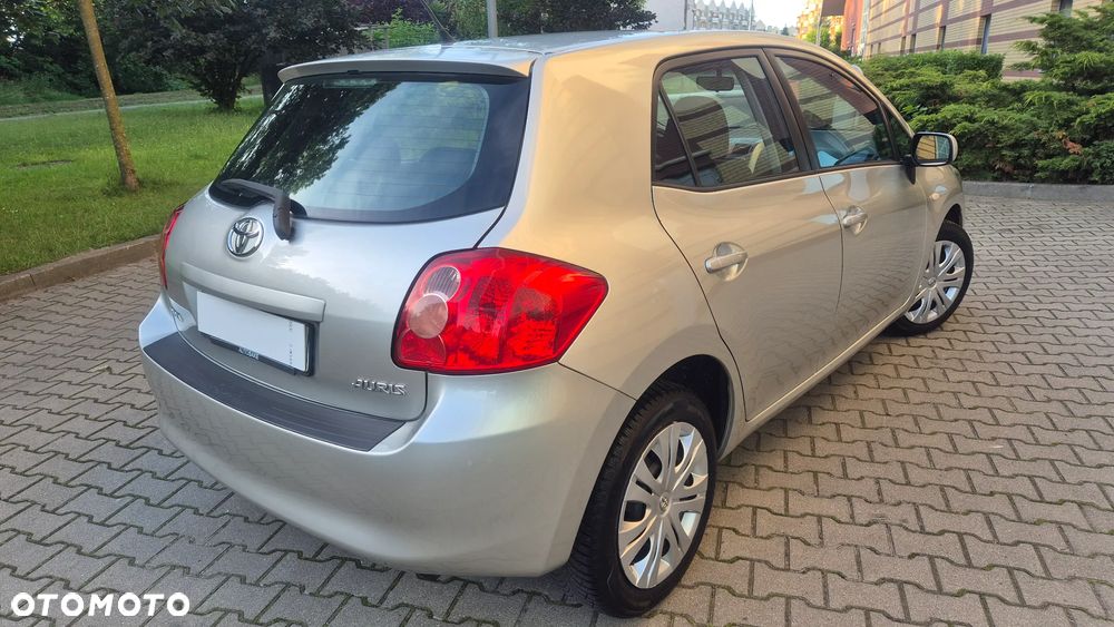Toyota Auris 1.6 VVT-i Sol - 5