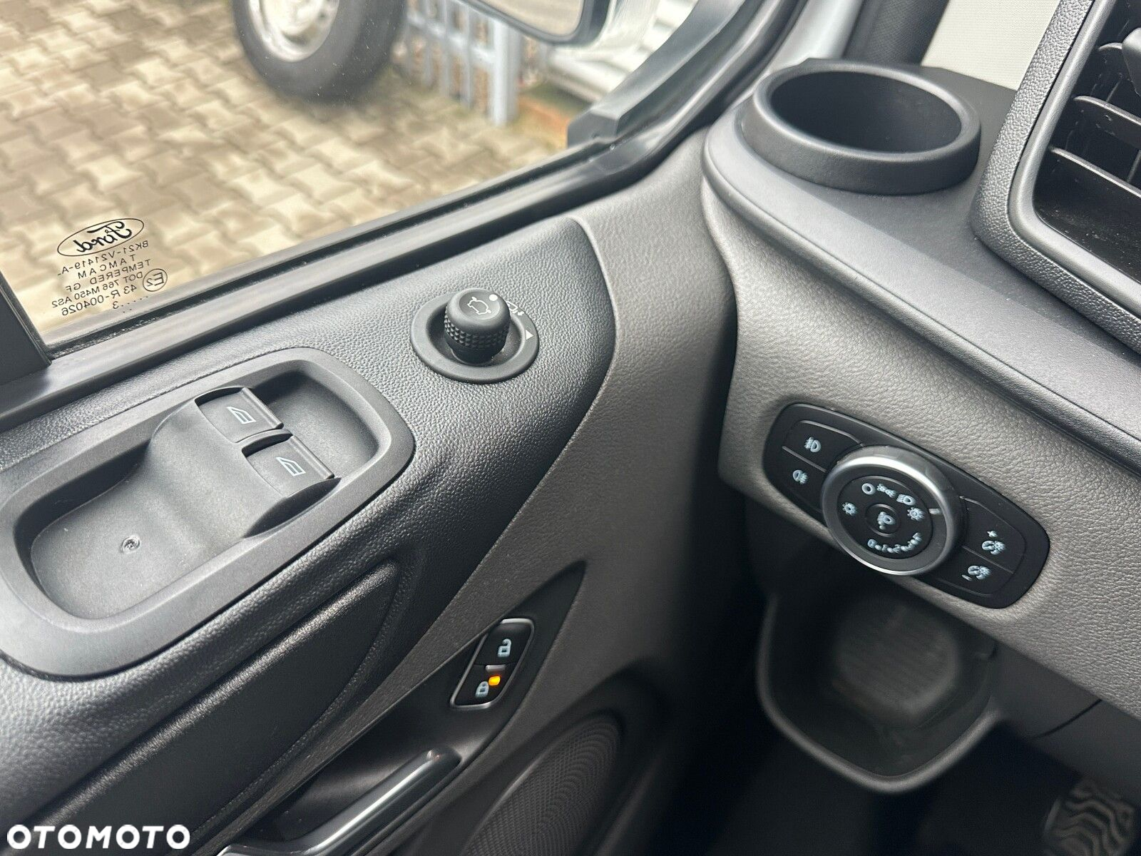 Ford Transit Custom - 26