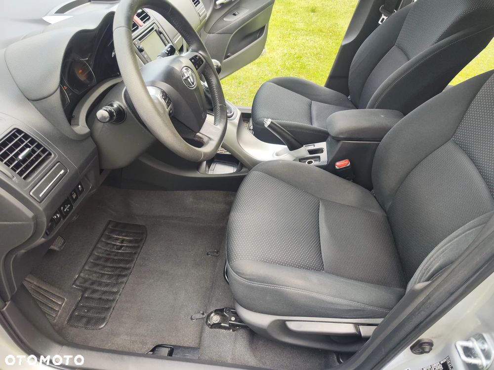 Toyota Auris - 18