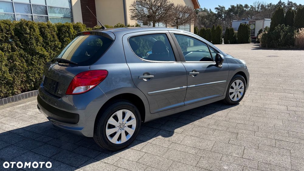 Peugeot 207 1.4 16V Trendy nICE - 19