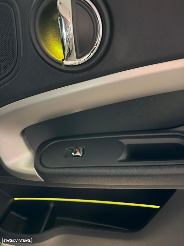 MINI Countryman Cooper D Classic Auto - 25