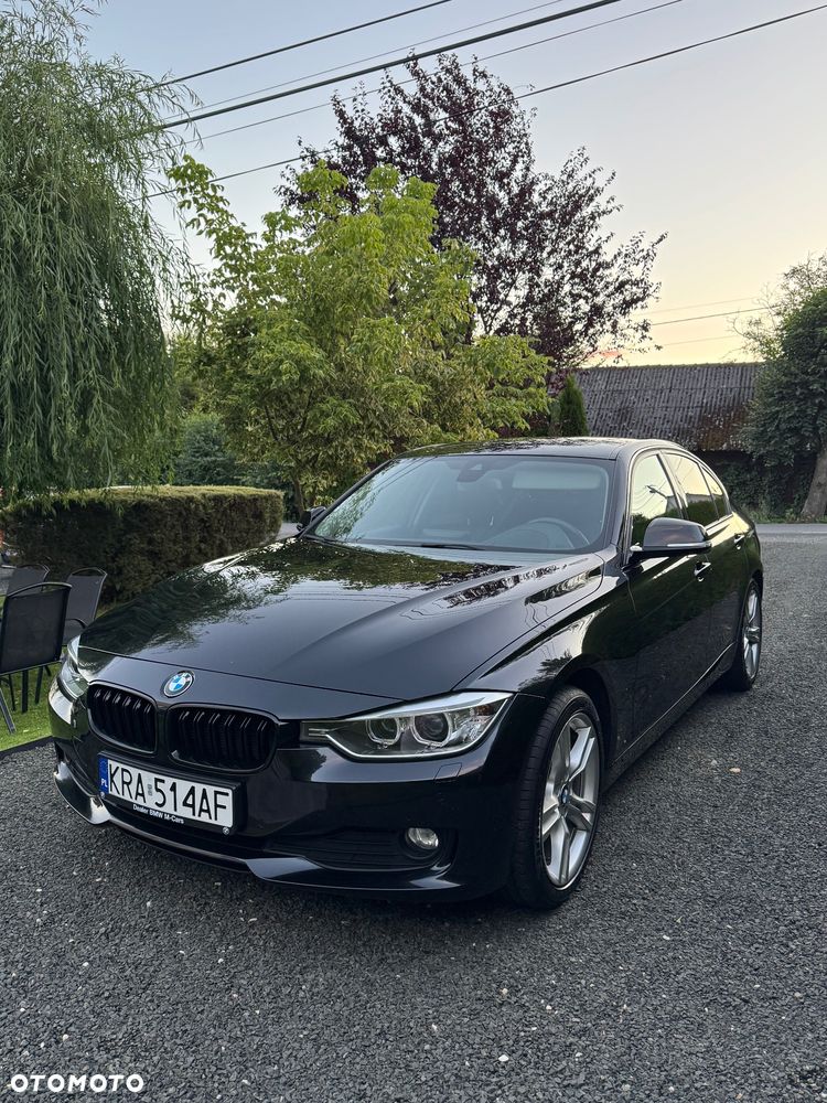 BMW Seria 3 320d xDrive - 2