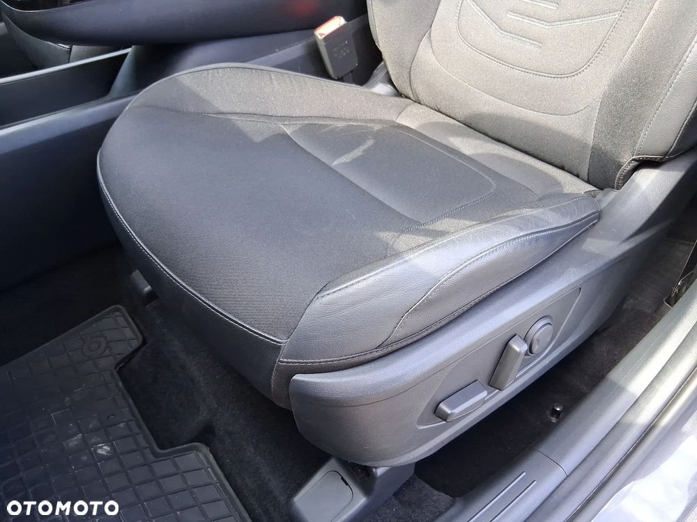 Hyundai Tucson 1.6 T-GDi HEV Executive 2WD - 15
