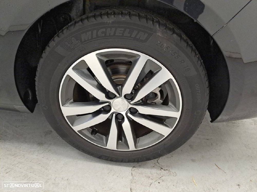 Peugeot 308 SW 1.5 BlueHDi Style - 11