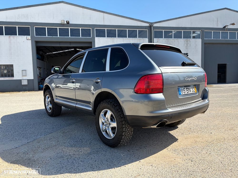 Porsche Cayenne S Tiptronic - 4