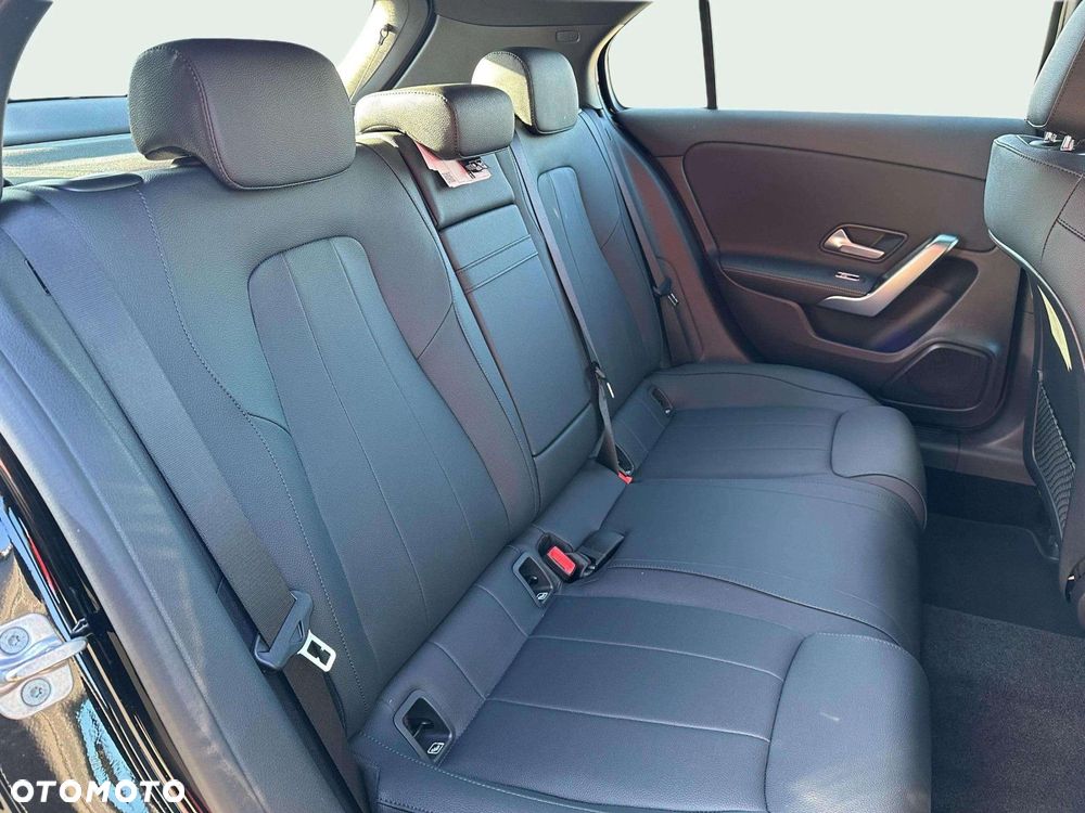 Mercedes-Benz Klasa A 250 e PHEV AMG Line 8G-DCT - 13