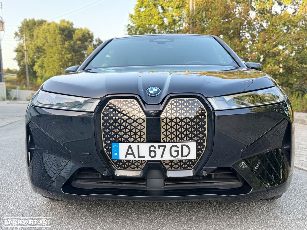 BMW iX xDrive 40 Pack Desportivo - 18