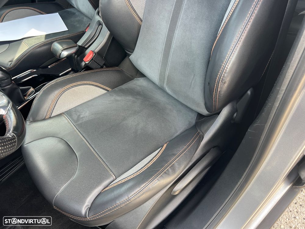 Peugeot 2008 PureTech 110 Stop&Start Crossway - 22