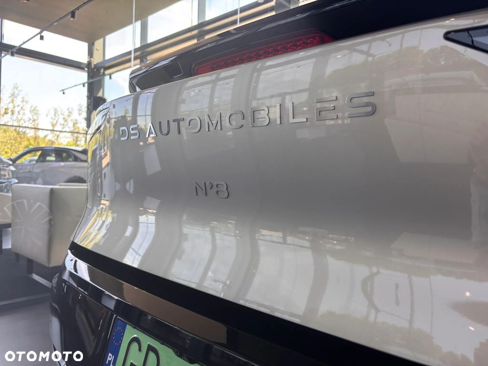 DS Automobiles N°8 73kWh Étoile - 9