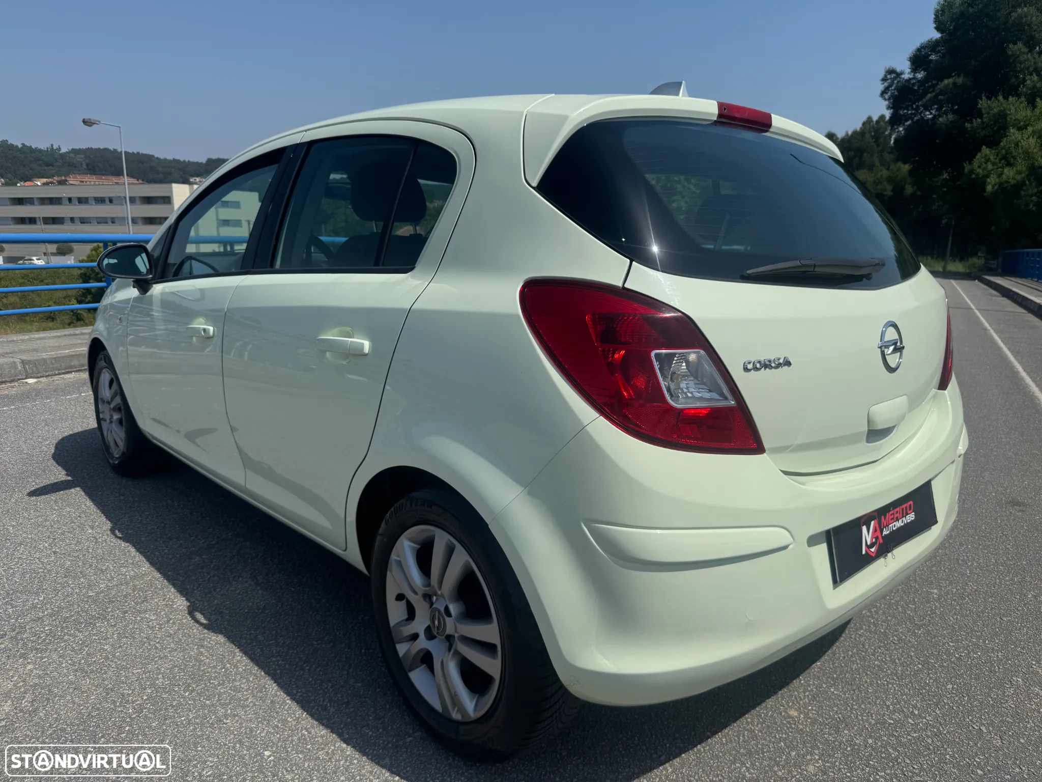 Opel Corsa 1.2 City FlexFuel - 4