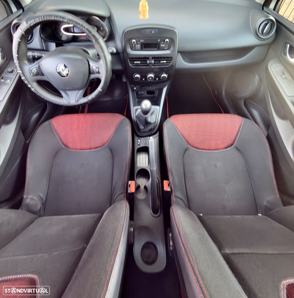 Renault Clio 1.5 dCi Confort - 11