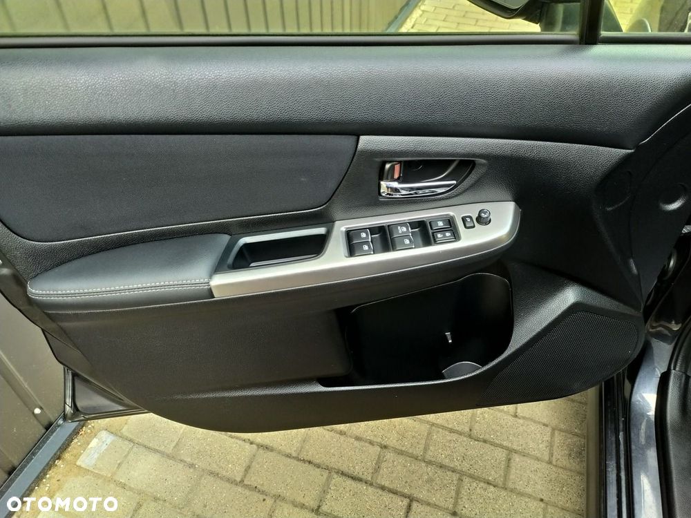 Subaru XV 2.0i Exclusive - 13