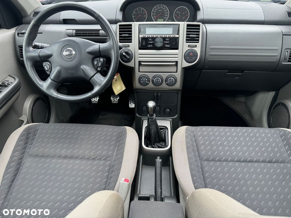 Nissan X-Trail 2.2 dCi 4x4 Elegance - 21