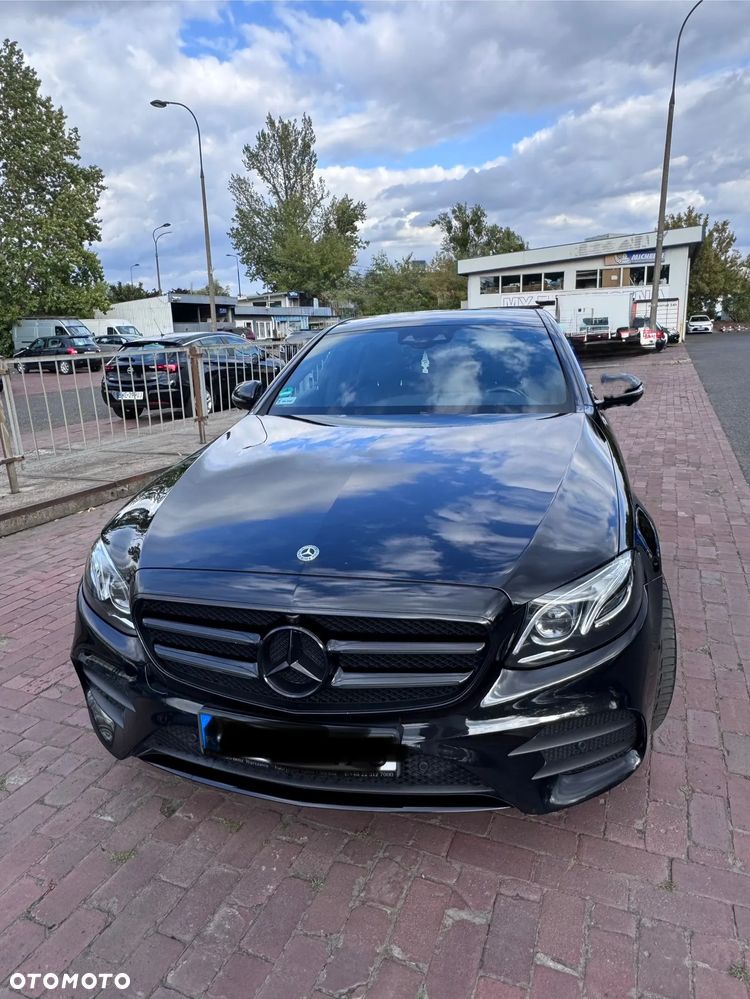 Mercedes-Benz Klasa E 220 d 4-Matic 9G-TRONIC - 4