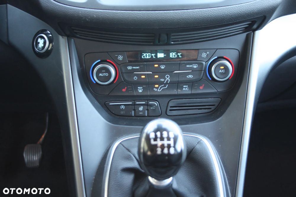 Ford Kuga 1.5 EcoBoost 2x4 Trend - 15