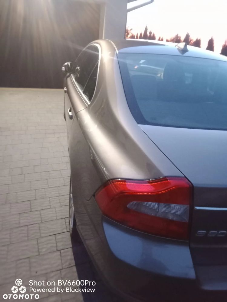 Volvo S80 2.5T Momentum - 1