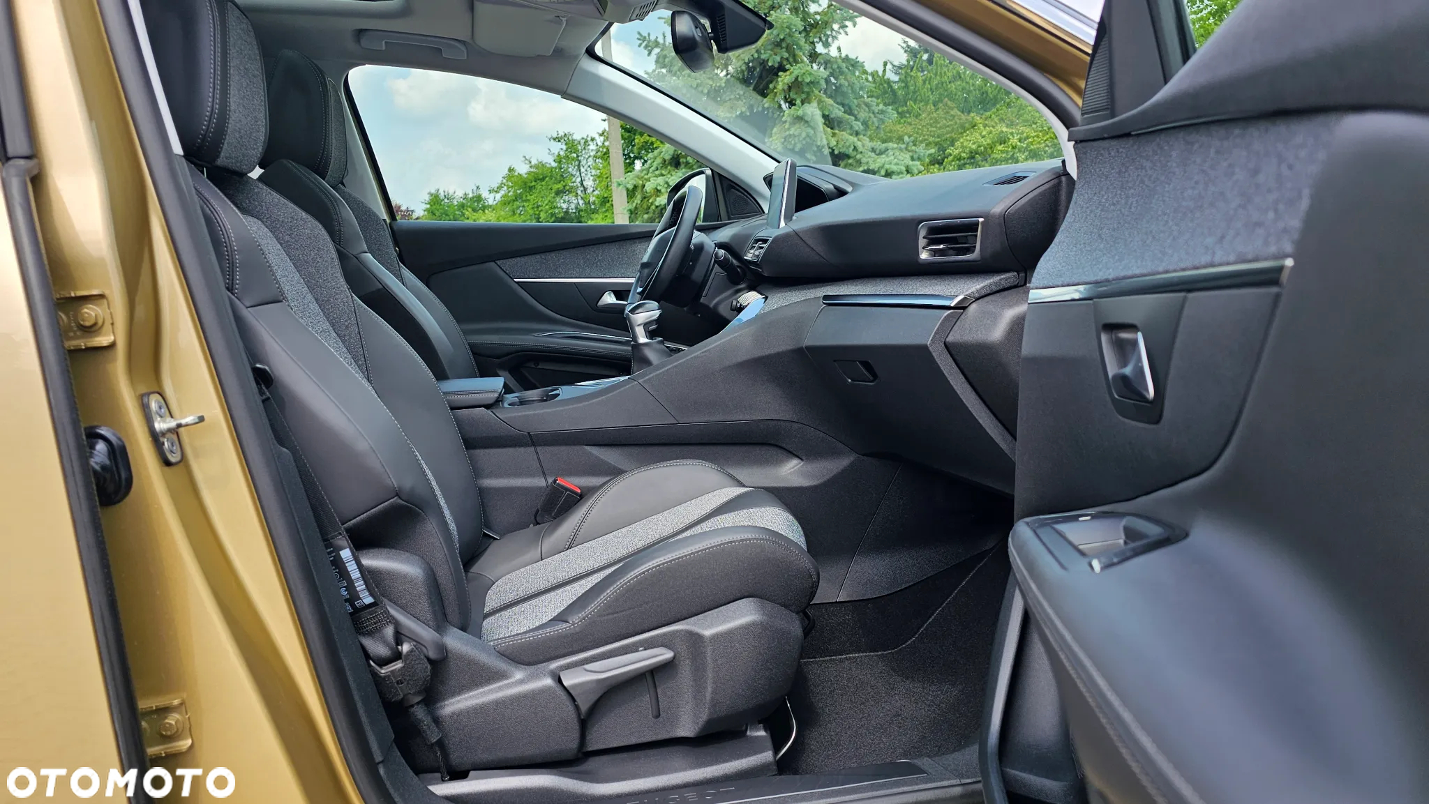 Peugeot 3008 1.2 PureTech Allure S&S - 35