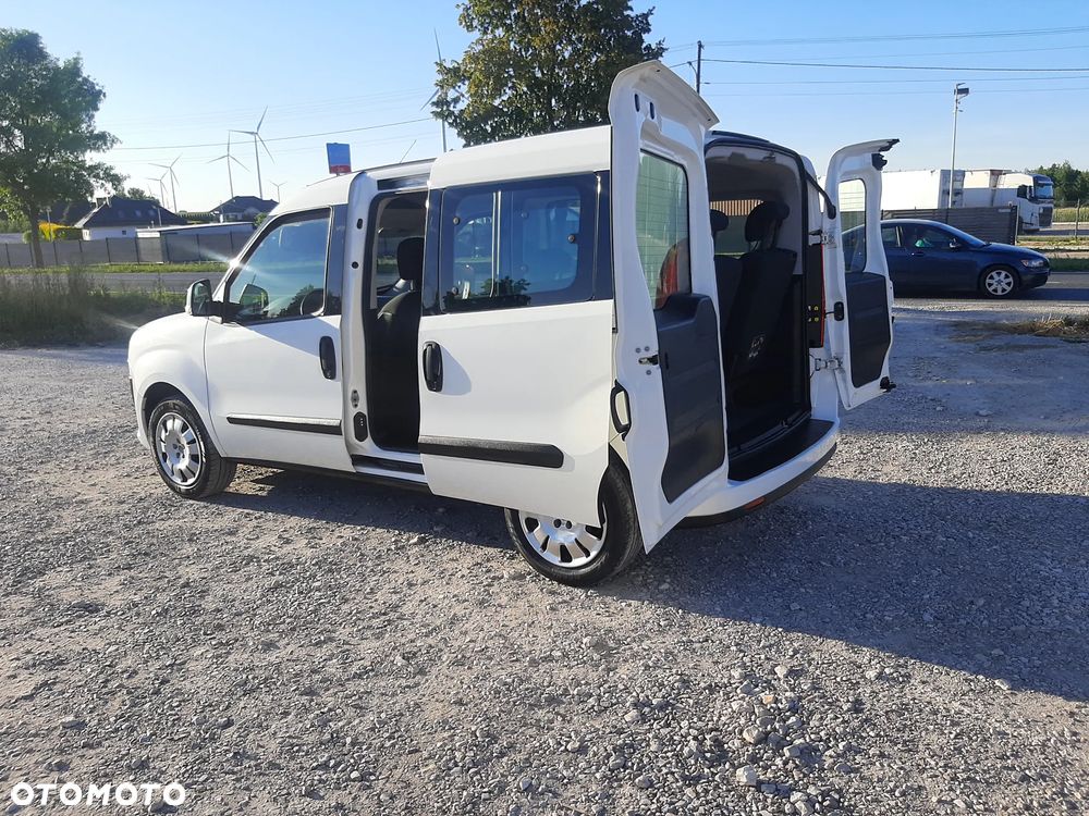 Fiat Doblo 1.4 16V Start&Stopp MyLife Family - 11