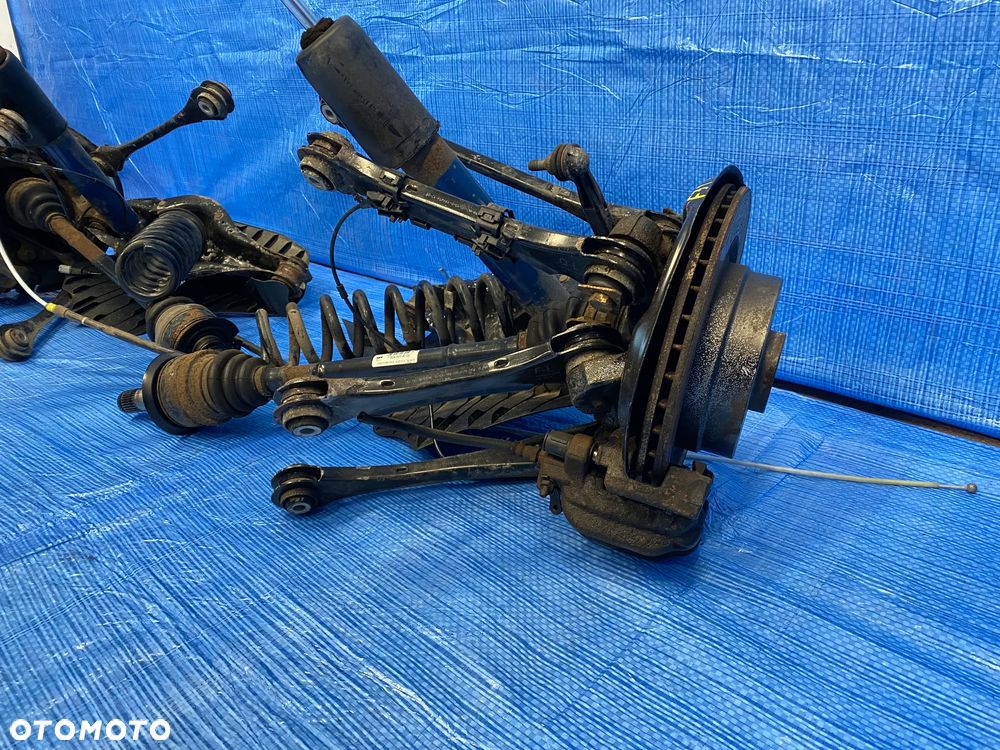 ZAWIESZENIE ZWROTNICA LEWA PRAWA TYLNA KOPYTO AMORTYZATOR WAHACZE PIASTA PÓŁOŚ TARCZA ZACISK  KOMPLET LEWY PRAWY TYŁ BMW F30 F31 320D 2.0D N47 ORYGINAŁ - 5