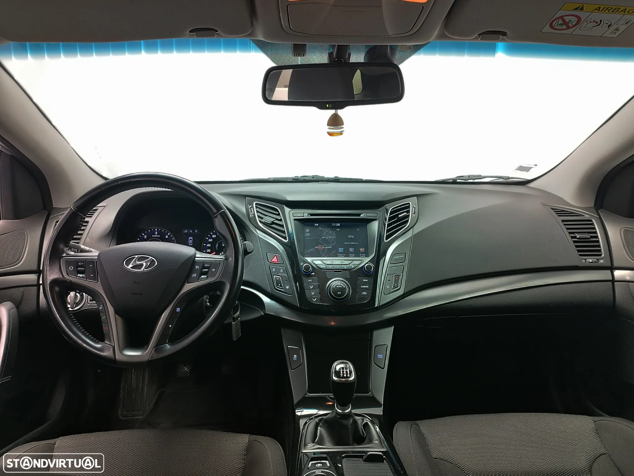 Hyundai i40 SW 1.7 CRDi Blue Comfort - 10